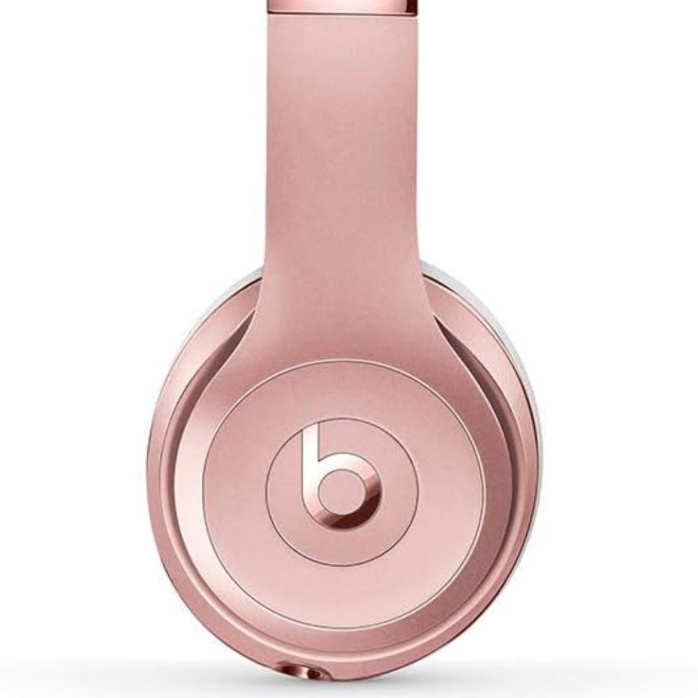 NEW SEALED IN BOX Beats Solo3 Wireless On-Ear Headphones